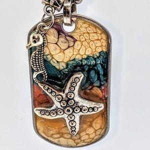Starfish on the beach Dog Tag